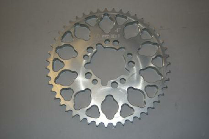 Kettenrad hinten 49T LD 80cc silber